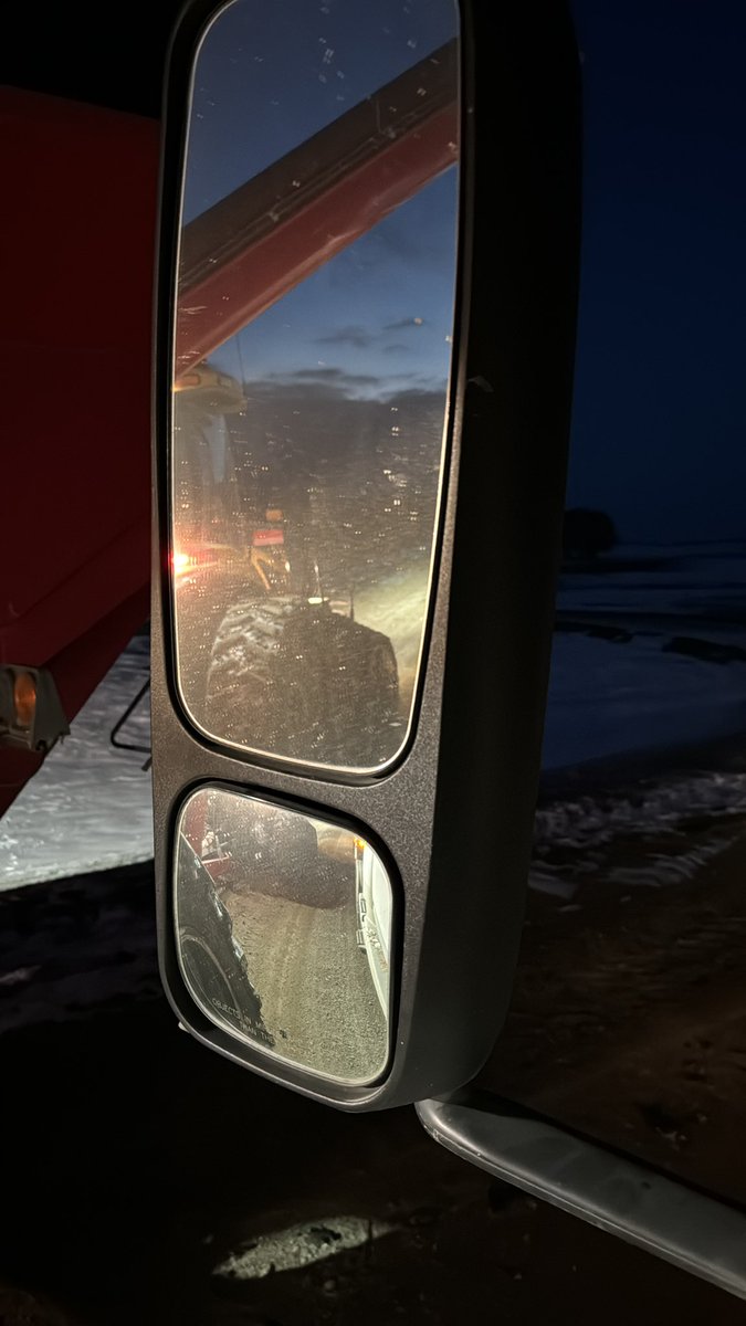Lee Dahl (@leedahl1) on Twitter photo Huge thank you to a best friend and neighbor and business partner today for helping on the home stretch of #snowcorn23’ I didn’t get a picture of “tiny” doing work but maybe he can add to it ! Thank you <a href="/AustinSundeen/">Austin Sundeen</a> <a href="/AgvocateLady/">Kristie Jo Sundeen</a> and Conner for the help! Huge thank you to a best friend and neighbor and business partner today for helping on the home stretch of #snowcorn23’ I didn’t get a picture of “tiny” doing work but maybe he can add to it ! Thank you <a href="/AustinSundeen/">Austin Sundeen</a> <a href="/AgvocateLady/">Kristie Jo Sundeen</a> and Conner for the help!