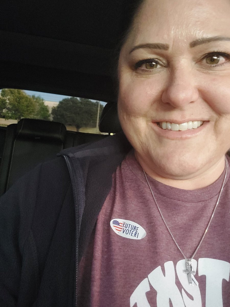 JWilliamsESL's tweet photo. Got in just under the wire for early voting and the regular stickers were gone π€£#NISDVotes #TXEdVotes https://t.co/s3e23MGD3f