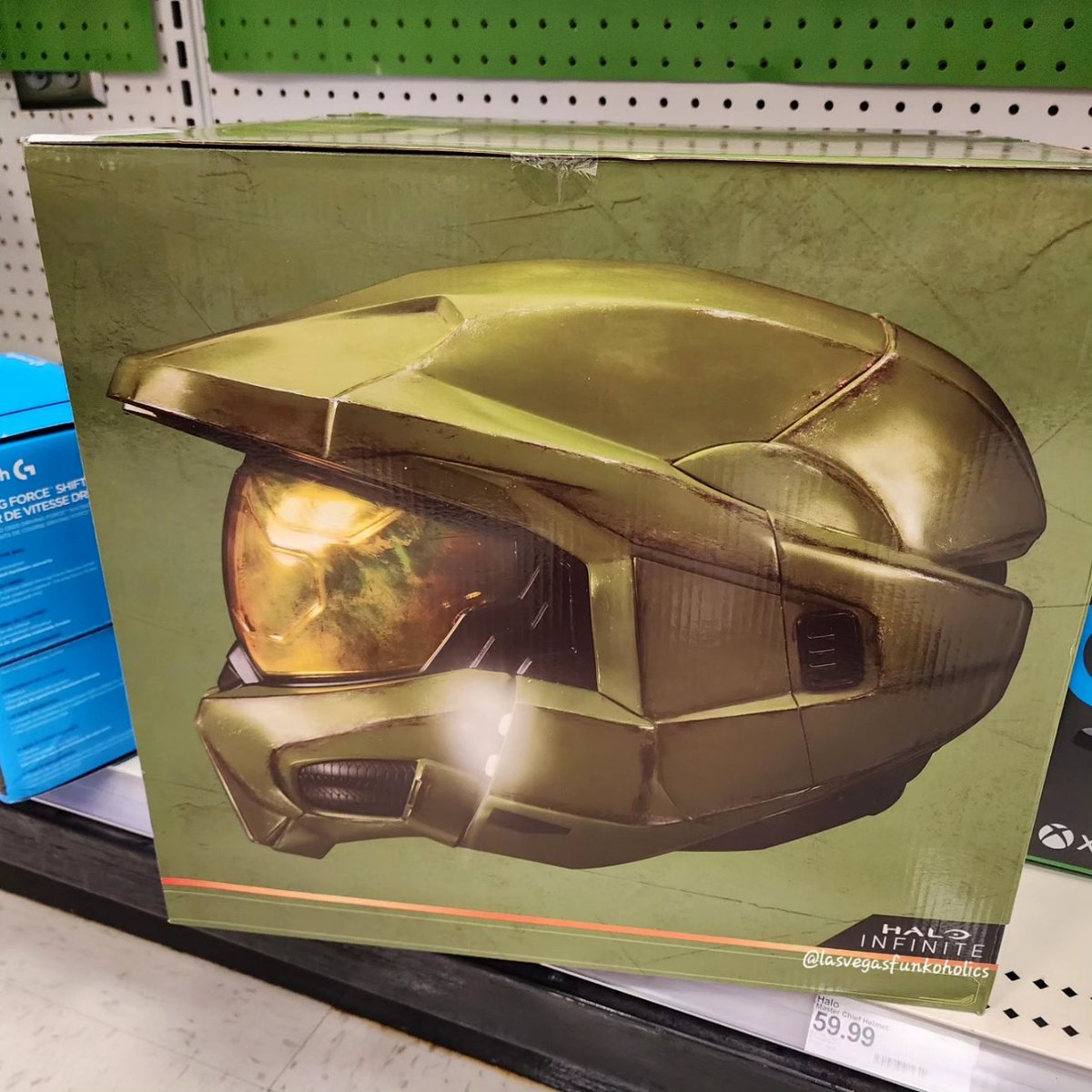 LVFunkoholics's tweet image. Spotted at 🎯 Xbox @Halo Masterchief Helmet. 

Retail $59.99
Dpci 207-04-0292

  #haloinfinite #haloreach #masterchiefcollection #masterchief #masterchiefcosplay #masterchiefedits #targetfinds2023 #targetmusthaves #targetrun #nerdculture702 #targetstyle #halo5 #xbox #xboxone