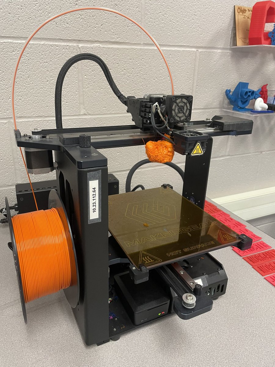 And sometimes we fail…..and try again.  My 3rd grade friend and I checked his design, problem solved, and are reprinting.  <a href="/WEstemLADY/">Gail Myers</a> <a href="/WESchools/">Willoughby-Eastlake City Schools</a> <a href="/WES_GrantElem/">Grant Elementary</a> @mrslegerski #3dprinting #makerspace #stemteachers