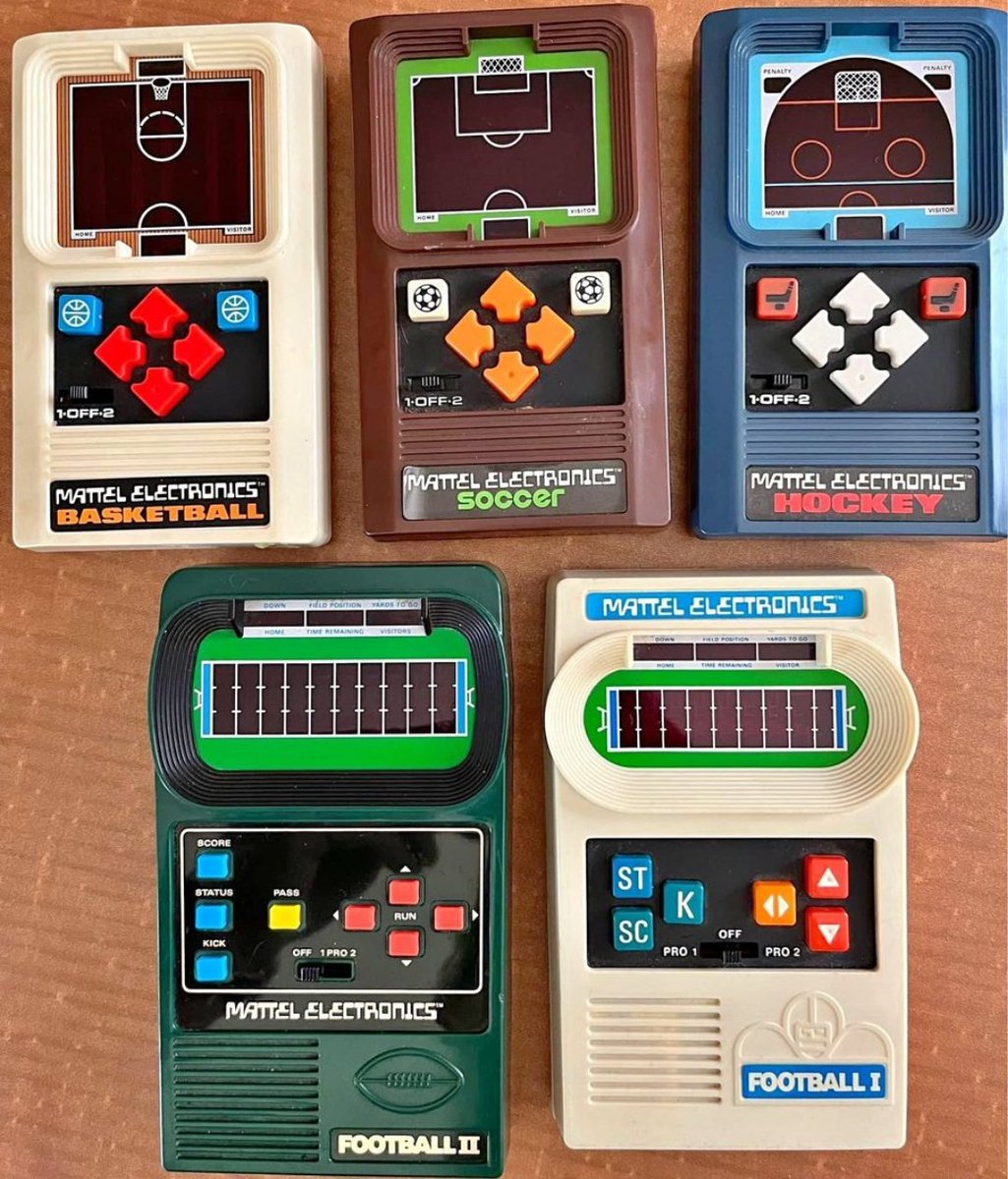 FB_Helmet_Guy tweet media