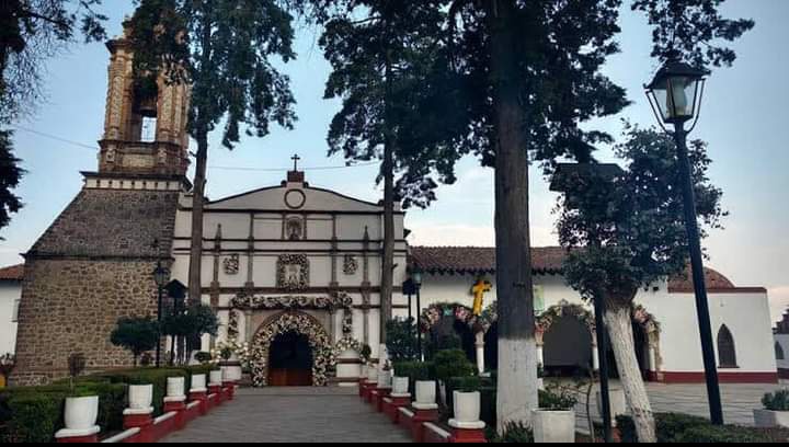 #LaFiestaGrandeDeMiTierra 8 de septiembre en Honor a la virgen de la natividad localidad Santa María Nativitas din duda alguna una de las mejores fiestas en mi municipio #Calimaya