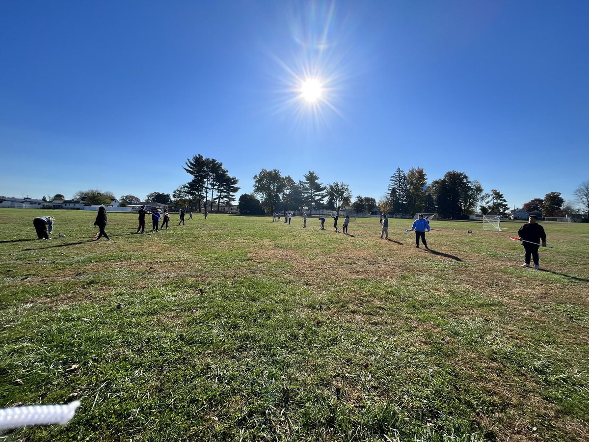 Hi! I’m back from Maternity leave! Mrs. Dill here; finishing up MP1 with some lacrosse during this elective block on this beautiful November Day. Fun fact: lacrosse was one of the few sports I didn’t play growing up, so I’ve actually learned a lot through students teaching ME🧡🤍