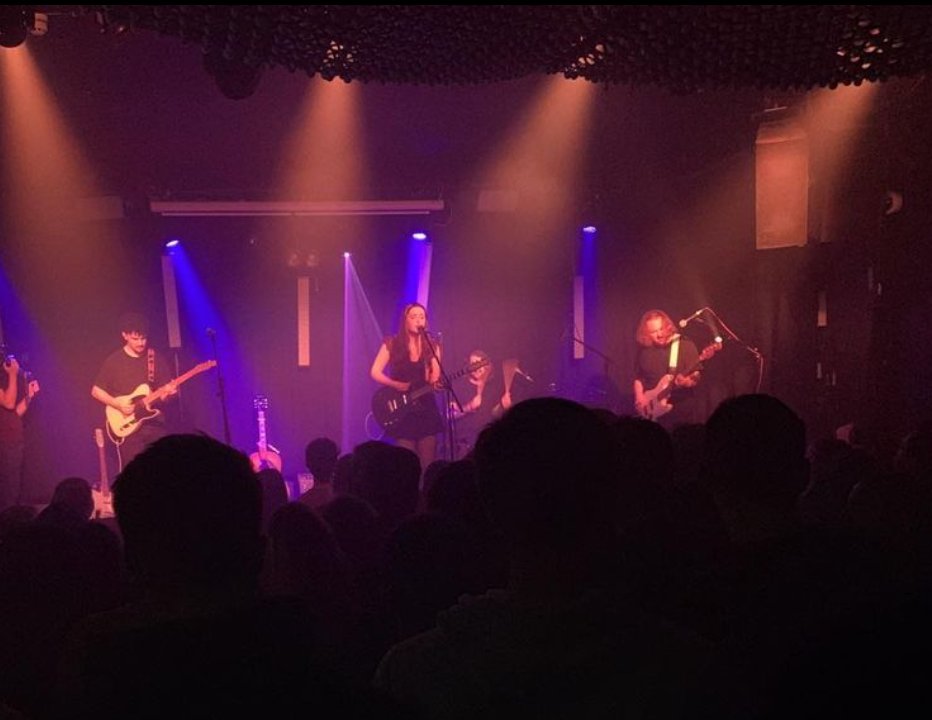 TrustTheDocUK's tweet photo. Enjoyable evening with my awesome friend and Artists & Promotions Manager Sherry watching @slaneybay supported by #TheMezz and @HongzaHongza. Also worked on some digital marketing and web design ideas before the live music got underway. 😊 https://t.co/i91manee0F