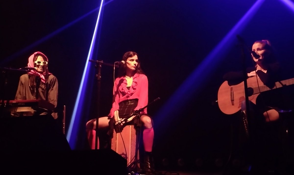 donniedarko73's tweet photo. festival ultrasonidos: fémina & jonathan ferr @ futuros arte tecnologia (oi futuro flamengo)
#festivalultrasonidos #ultrasonidos #fémina #jonathanferr #brasil #argentina #sonidos #oifuturo #flamengo #riodejaneiro https://t.co/xzldt56XTZ