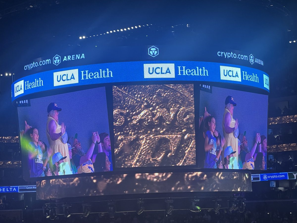 MaryDuke's tweet photo. That’s me. Almost winning the dance off at the game on Wednesday.
All the way from the UK for my first ever game!
Winner winner!!
#Lakers #LAKERSWIN #LakeShow #nba https://t.co/szLKtfxtFd