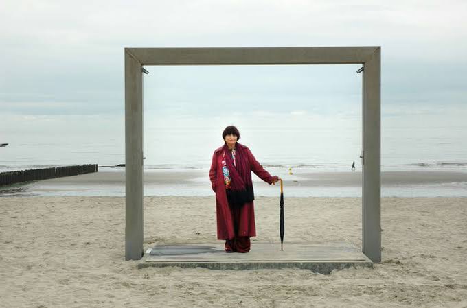 "Aprender a mirar lo banal para convertirlo en extraordinario es darte cuenta de que nada es banal". Agnés Varda