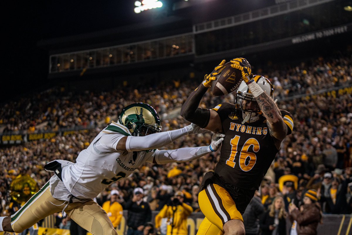 wyo_football's tweet photo. Got em. https://t.co/FETR0UwJy2