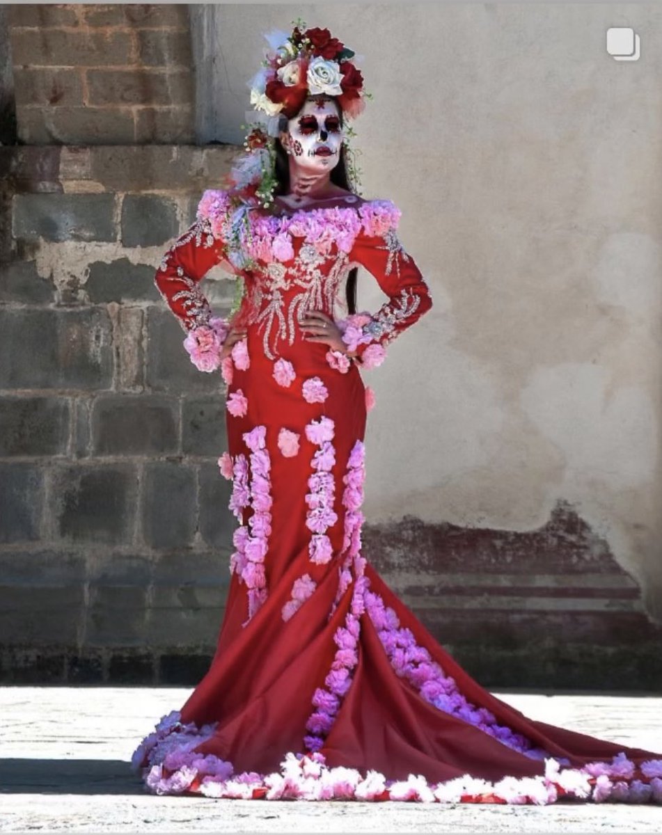 angiecstar's tweet image. Recuerdos de la hermosa catrina que hice el Día de Muertos de hace unos años… 
🌺☠️🌸💀🌼 #recuerdos #bellos #catrina #DiaDeMuertos