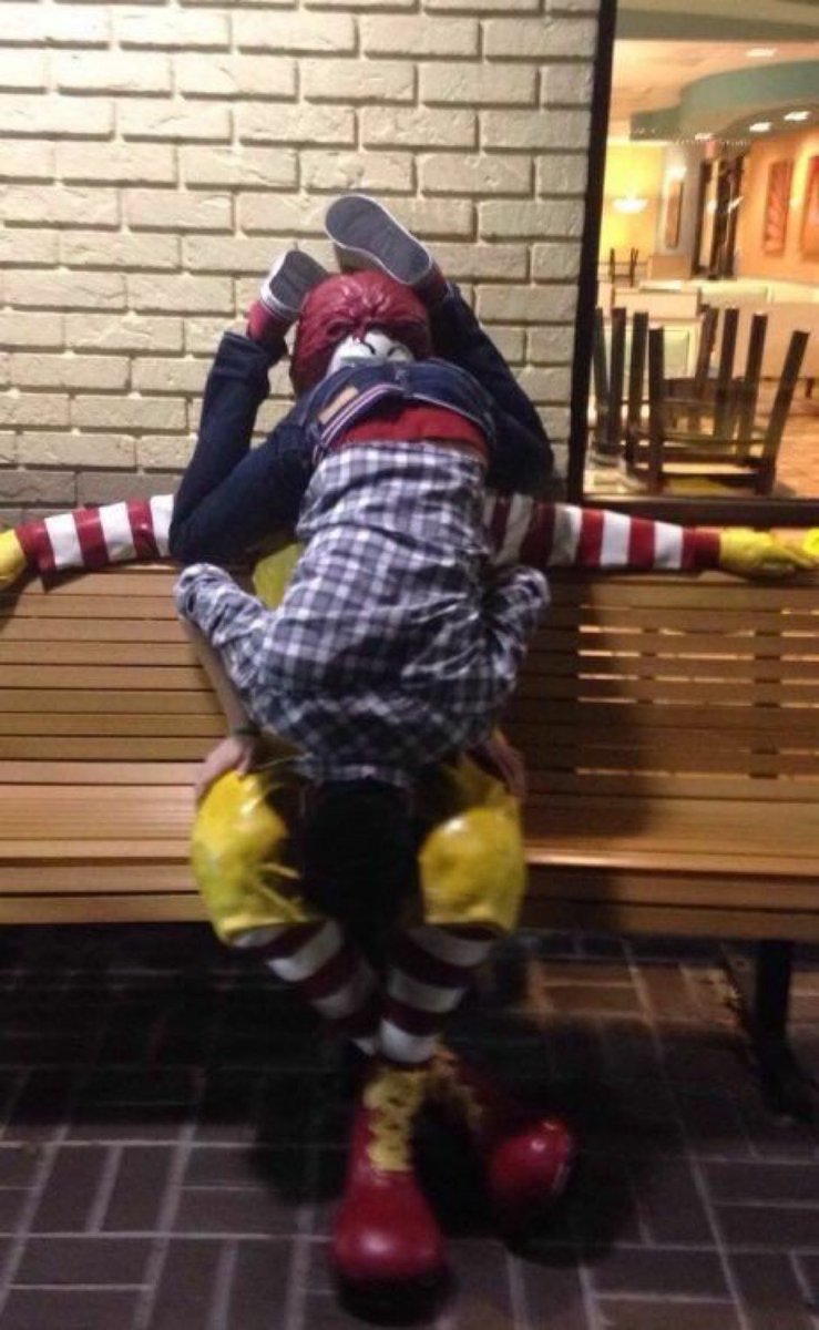 It’s such a this guy kinda night. I mean this is insane