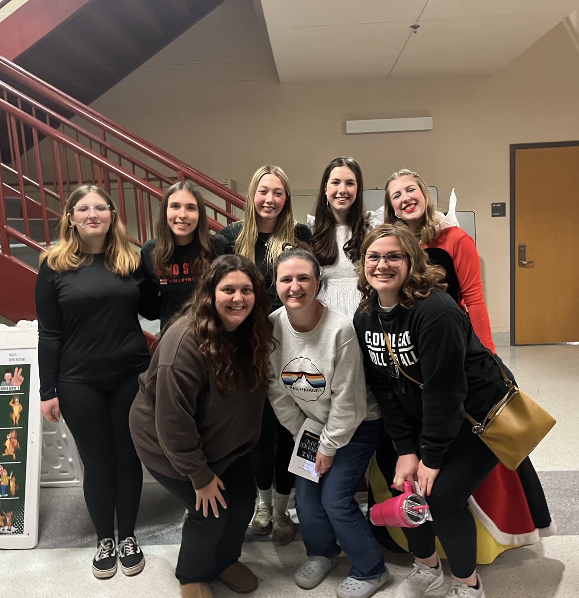 Huge shoutout to the Cloverleaf drama club for an amazing performance. Had a great time watching our volleyball athletes!