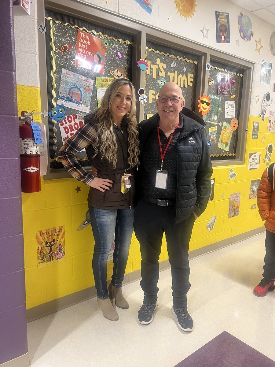 Mrs. Kohrt tweet media