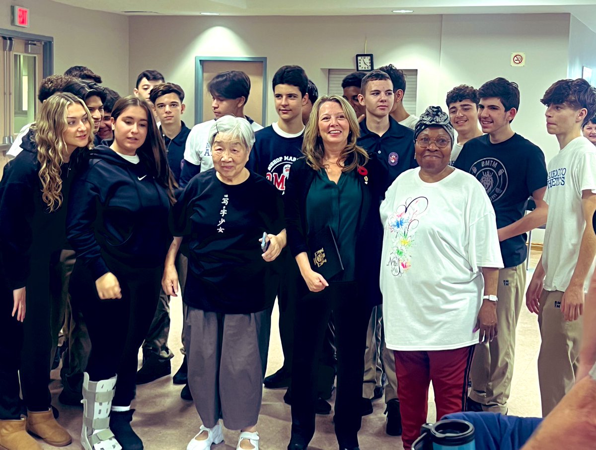 BMTM students facilitated Wellness Day @LACentre55 for Active Seniors today, and had the opportunity to meet & interview Ontario NDP leader @MaritStiles. Coverage on today’s BMTM Daily youtu.be/NNLFFGM-vtQ?si…