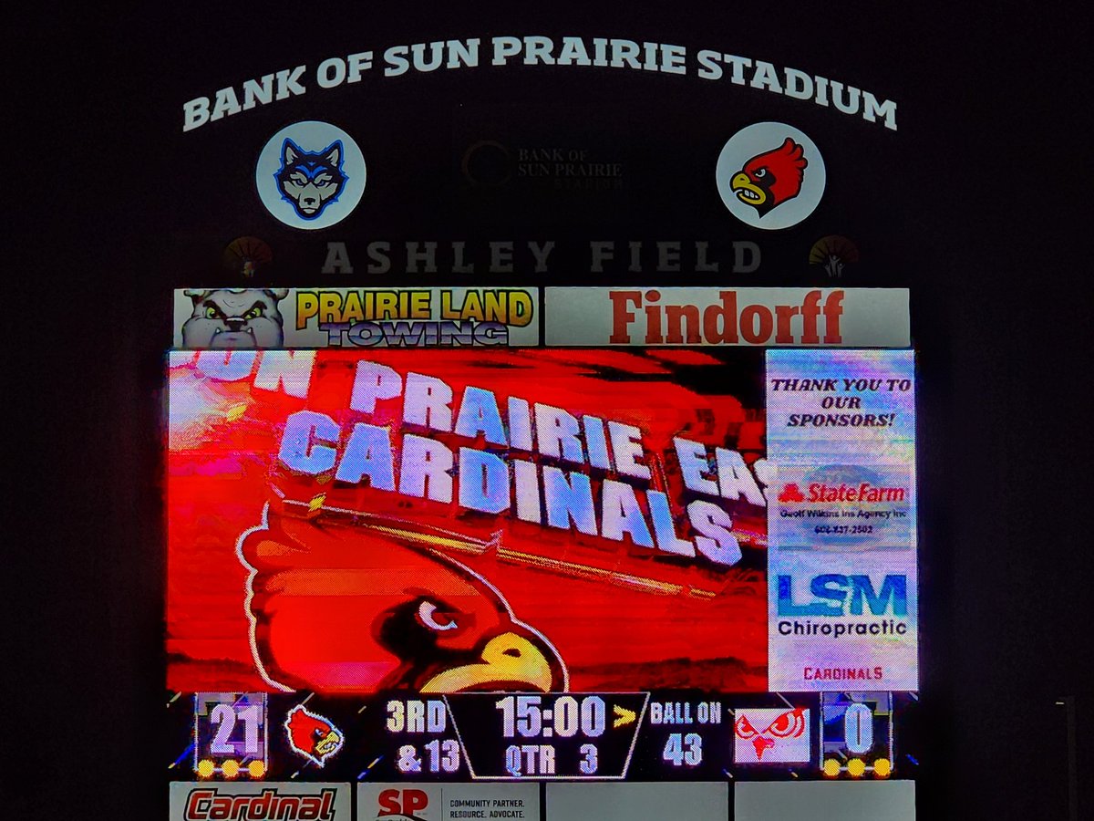 Halftime <a href="/SunPrairieFB/">Sun Prairie East Football</a> 21, Slinger 0
#NBC15Blitz
#wisfb
