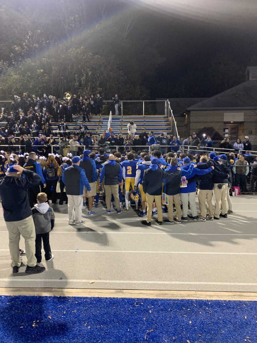 Bulldogs advance to the state sectional final with 21-14 win!