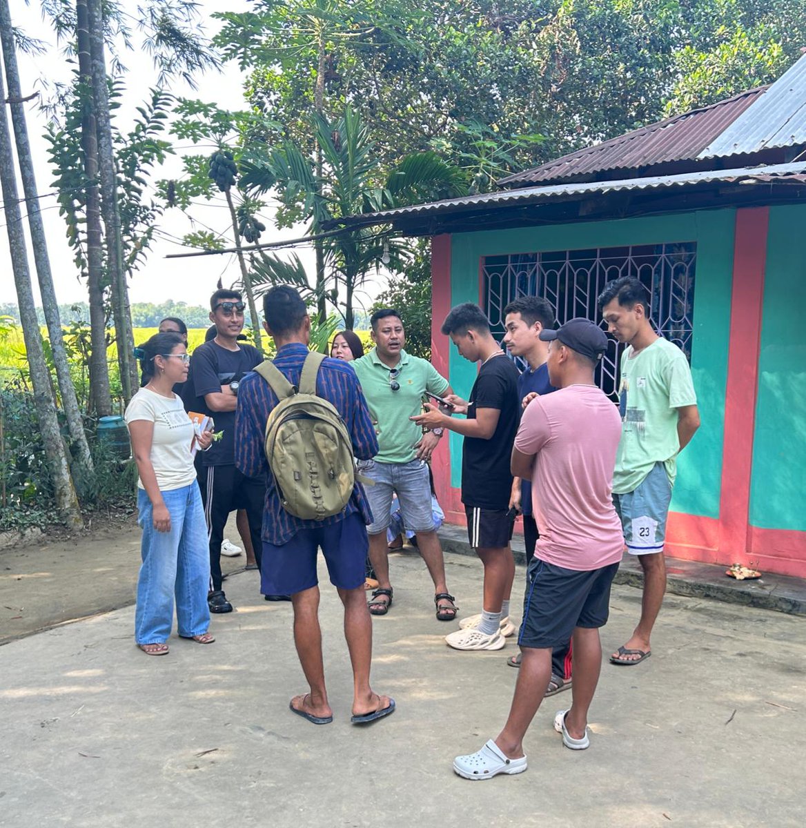 ManipurTimes's tweet photo. Door to door Online Signature campaign against biased UN press release on 4th Sep 2023 to reevaluate the matter at Dullabcherra, Karimganj, Assam by @WorldMeeteiConv WMC members.
Plz do sign and request people u know to sign 🙏🙏
https://t.co/PPjW89XRBq https://t.co/NrMPHrIeJi