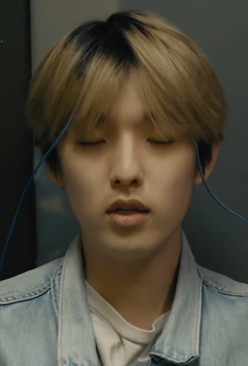 pepapepi72's tweet image. All the time
You follow me 
Like a shadow🤍

#EverythingEverywhere 

 @vaultboy @eaJPark ❤️

#vaultboy #eaJPark