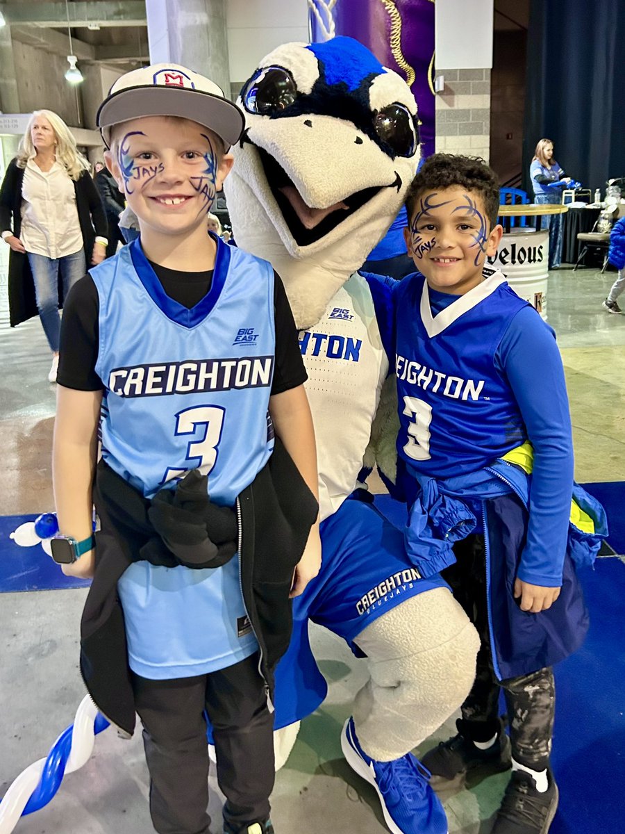 CUBlueJay's tweet photo. Living that Bluejay life! 💙🐦🏀 #GoJays https://t.co/NSc5iOzfnF