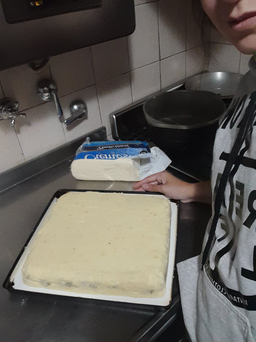 Tetas o culo???? Yo te hago pastel de papa cuando quieras