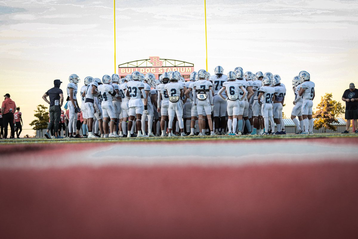 WPHSbooster's tweet photo. Congrats to the Wolfpack football team- 🏆🐺District Champs!! 📸: @texasathlete @WPlainsFB https://t.co/qdqUTBsfCn
