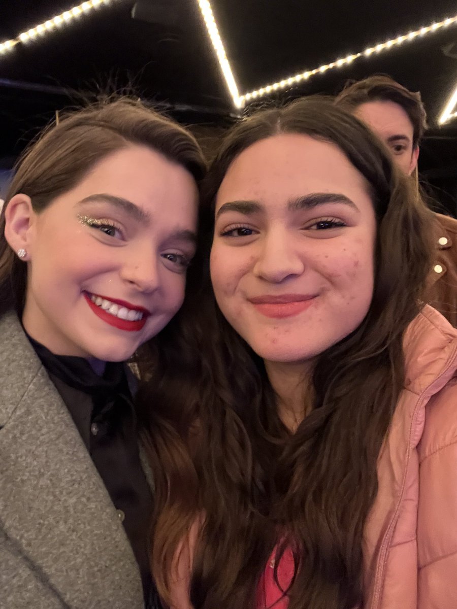 prioritymaca's tweet image. no tengo palabras para explicar lo afortunada que soy por tenerte en mi vida. después de tantos años, por fin nos pudimos conocer. gracias por todo. te amo tanto, juntas siempre 🤍 @macagarciarom