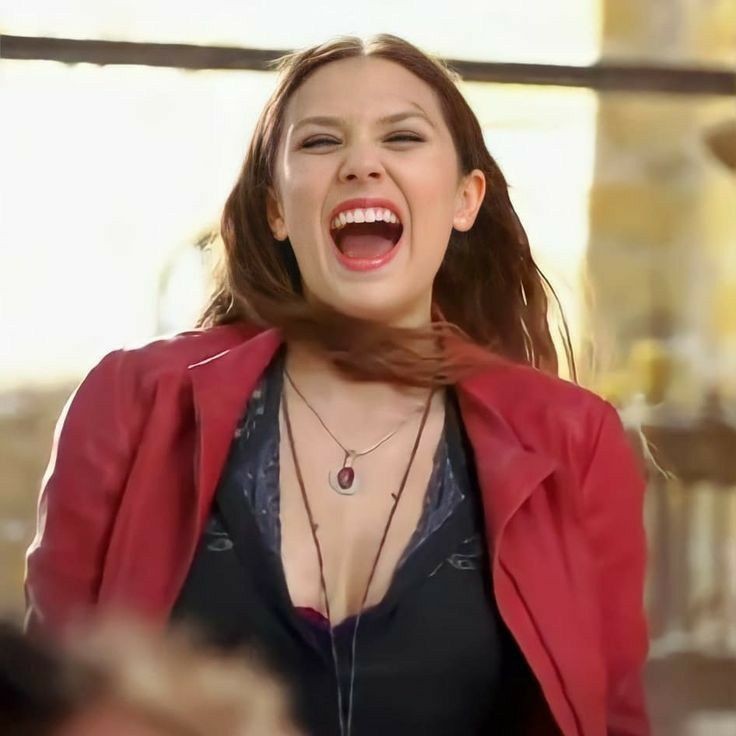 marvelsthinker's tweet photo. missing aou wanda <3 https://t.co/09kGkeTfDe