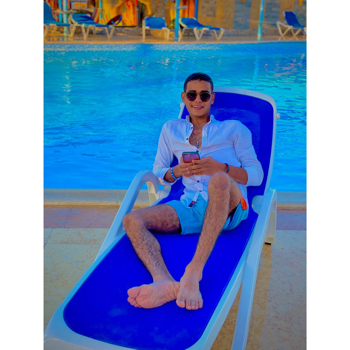 AserSamer122's tweet photo. I may be younger but I'll look after you🌊👀🐬 https://t.co/07GNABRpfm