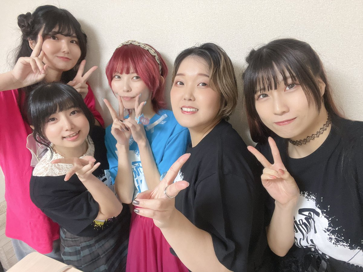 0226_sasa's tweet photo. ごきげんよう🌹
昨日は早々に寝ていました🫠

#PLLP2023 の感想たくさんありがとうございます✨
現地・配信で観てくれた本当に皆様ありがとうございました‼️
そして共演者様方、スタッフ様本当にお疲れ様でした🙇🏻‍♀️
12/26の #PLA2023 もよろしくお願いします❣
お写真撮ってもらったよ📷 https://t.co/mQ9VN6fHIz