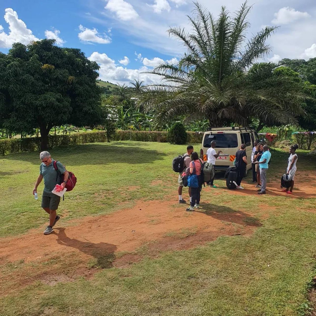 Joy4Humanity's tweet photo. What a way to start a month! Its been an awesome day full of joy as we welcomed the Joy For Humanity  Ambassadors from the UK to #Uganda. We are excited of the time we have together and the great days ahead, enjoy your stay.
#JoyForHumanity #Ambassadors #makingadifference #Lwengo https://t.co/HHYPU6AgS9