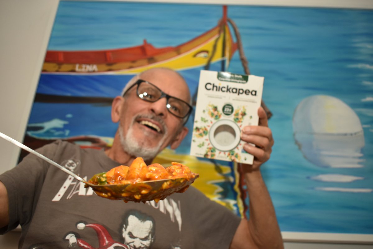 When I don't feel like making a big fuss, but still want a healthy and nutritious dinner, I go for Chickapea Pasta!

Organic Chickpea &amp; Lentil Flour (no wheat)

Crazy Legs approved!

@chickapeapasta #chickapea #plantbasedpasta #organicpasta
#4crazylegs