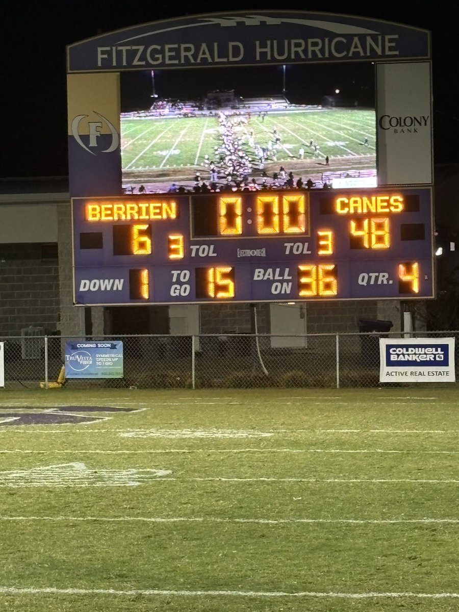 pychke's tweet photo. Proud of our Canes and our seniors tonight in Fitzgerald GA.   @up_one8 @laphabion2 @CalvinTillman81 @61GabePearce @channenb5 @Jay1frmDBU https://t.co/7nvxKoC4ew