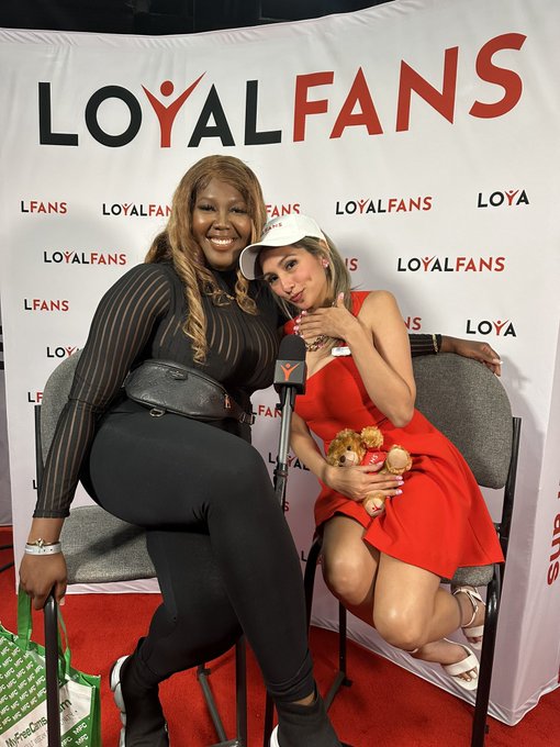 #Exxxotica @realloyalfans thank you!! https://t.co/qDccA3cSei<a href="/tag/exxxotica"class="tags">#Exxxotica</a><a class="tags" target="_blank" title="On Twitter" href="/?out=eyJ0eXAiOiJKV1QiLCJhbGciOiJIUzUxMiJ9.eyJpYXQiOjE3MjYwNzE4ODUsImlzcyI6InR3cG9ybnN0YXJzLmNvbSIsIm5iZiI6MTcyNjA3MTg4NSwiZXhwIjoxNzU3NjA3ODg1LCJyZWRpcmVjdF91cmwiOiJodHRwczovL3R3aXR0ZXIuY29tL3JlYWxsb3lhbGZhbnMifQ.OEZPXN-DvGOfdHSJCjYOftf7vJdqlkfPkXukir6Unq2X0-NAR2yjbNiHSpOL_7cnJTm-YJ6zrjUevqzPTTniTA">@realloyalfans</a>