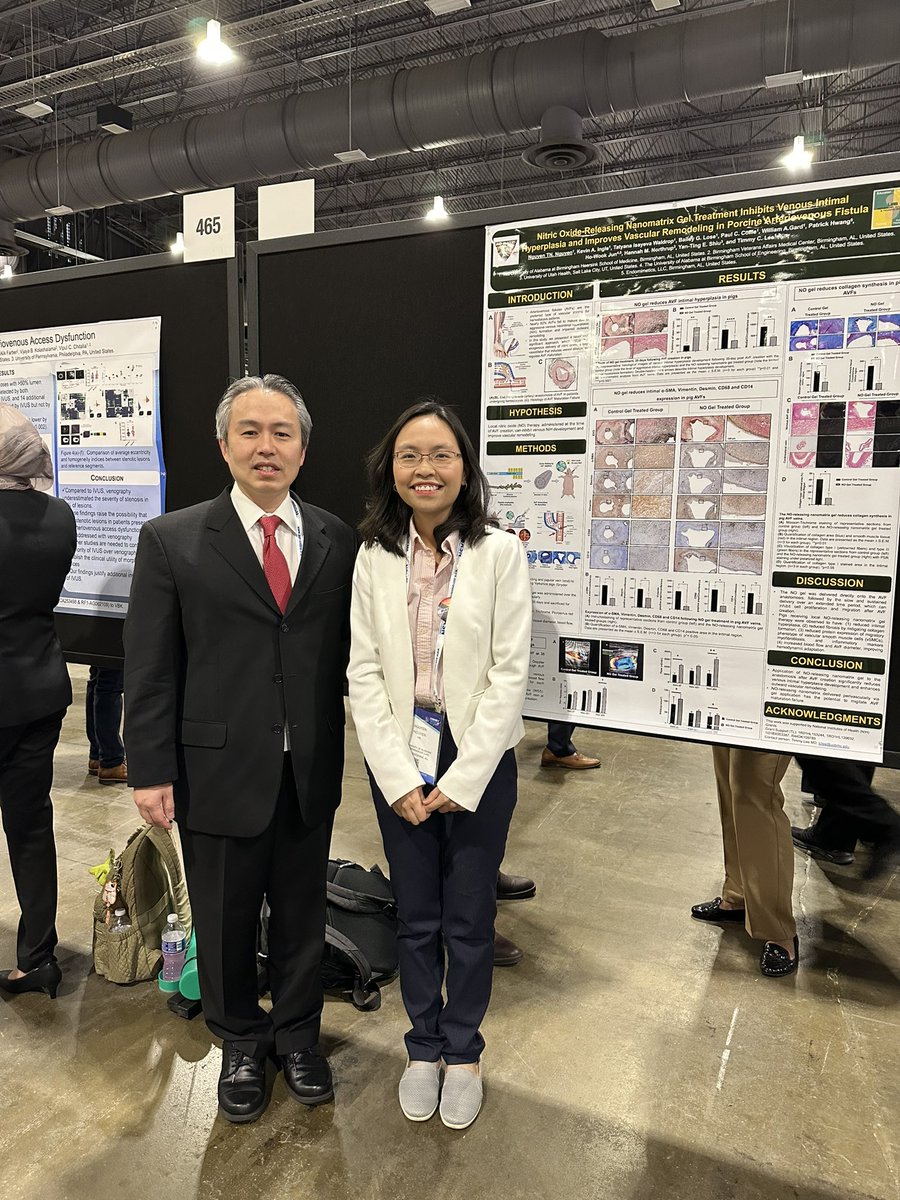 So proud of my UAB nephrology trainees/students presenting their research at the ASN Kidney Week poster session in dialysis vascular access today. Great job Cavin Collie and Nguyen Nguyen!