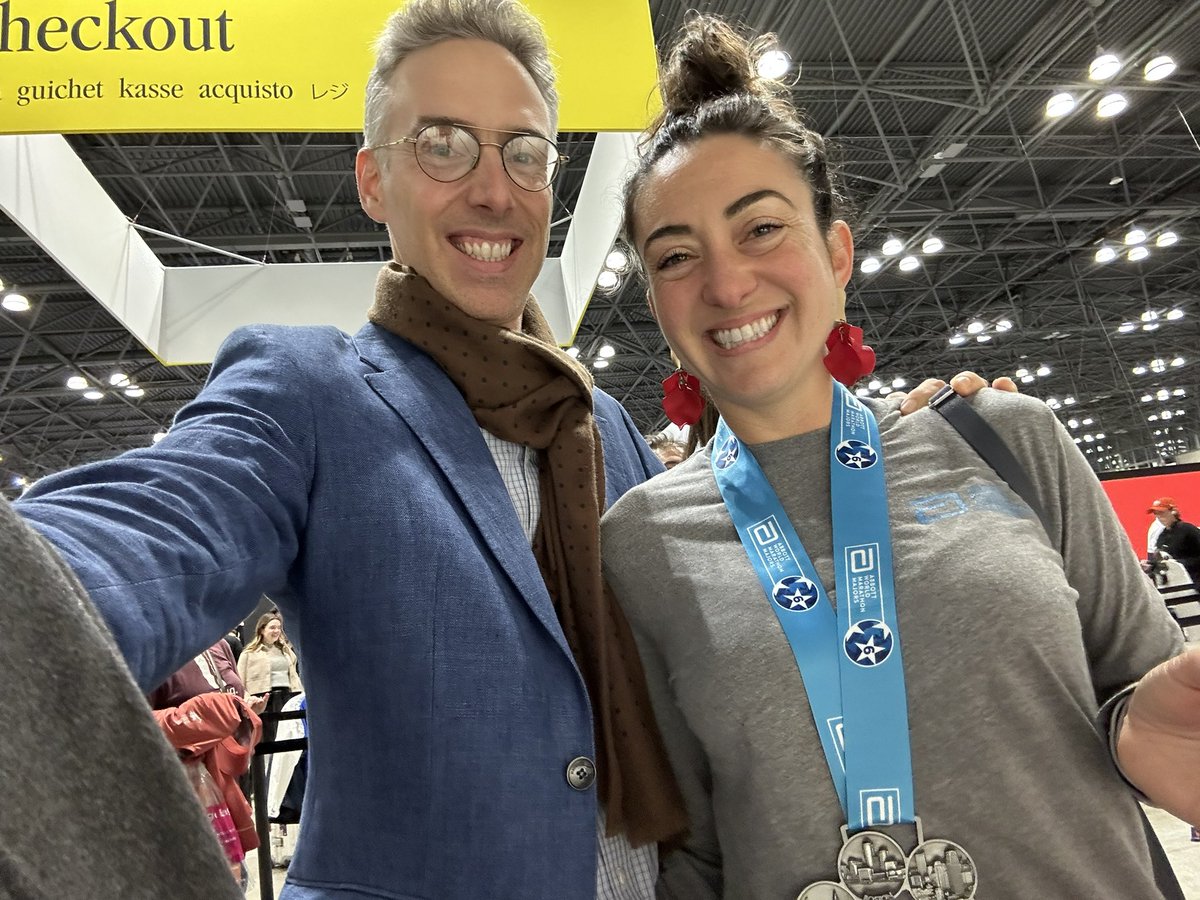 Franciii500's tweet photo. Scooping up that @nycmarathon bib as an @WMMajors Six ⭐️ Finisher was a wonderful feeling. Appreciative for my #1 fan, supportive friends, fantastic family & all of the amazing volunteers. Thanks ahead for all of the positive vibes! @BeyondType1 #TeamMilk #StrongSmilesForMiles https://t.co/9ndZttkOTj