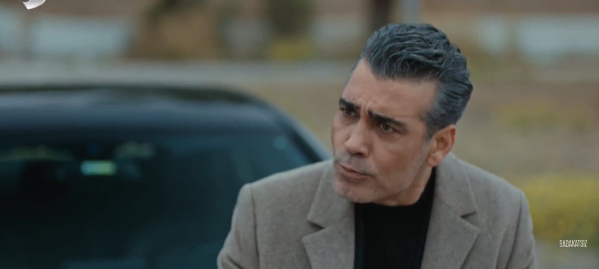 Duruargofi's tweet photo. Para que vivis hermano no servis para nada 

Te estoy diciendo que Asya esta detrás de un tipo extraño y no me haces caso

VOLKAN DRAMA QUEEN #Traicionada https://t.co/WBBAPw8Ep9