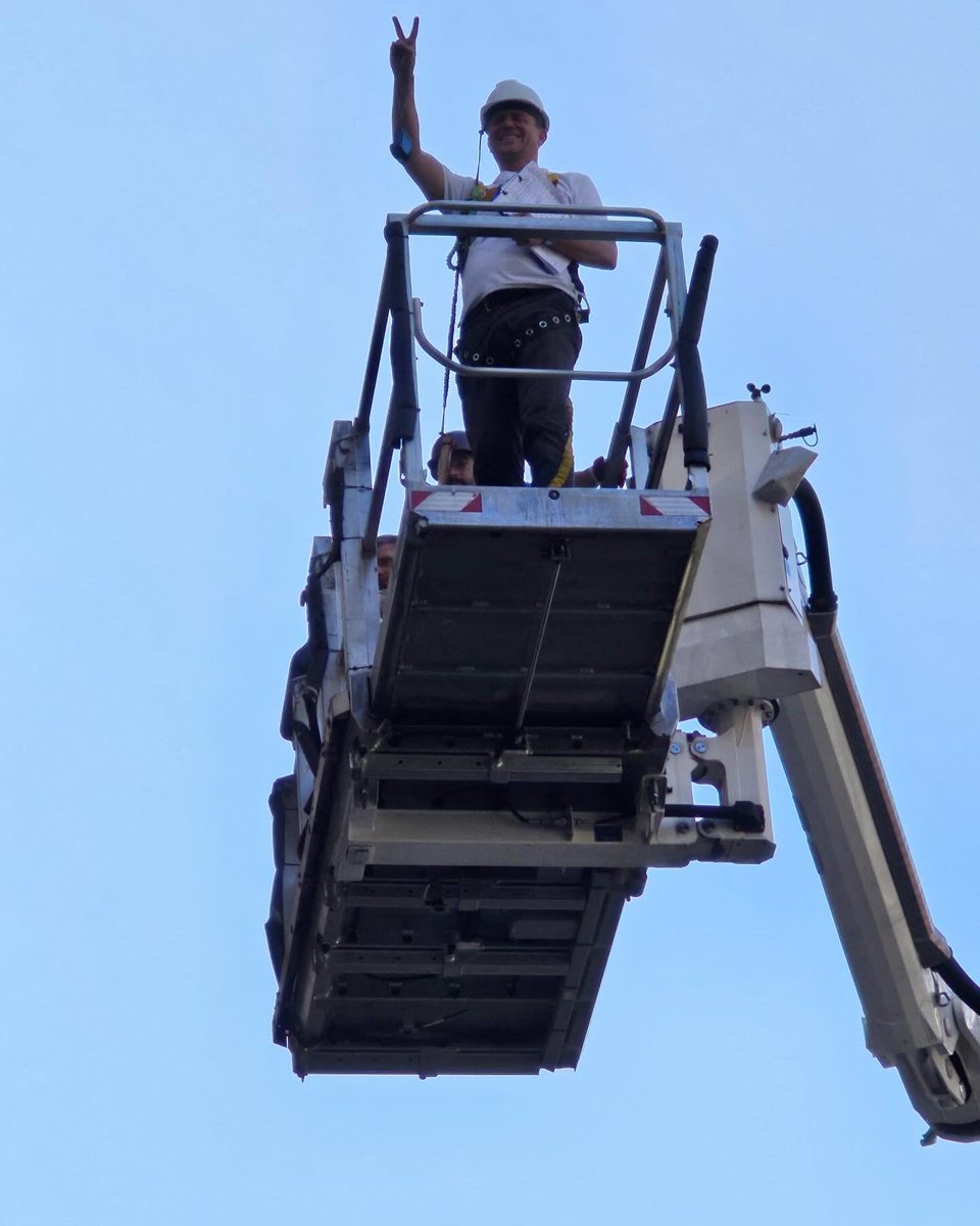 FSIArchitecture's tweet image. Another hands-on investigation. #FSIArchitecture #FacadeInspection #FISP #LL11 #FacadeSafety #ADayInTheLifeOfFSI