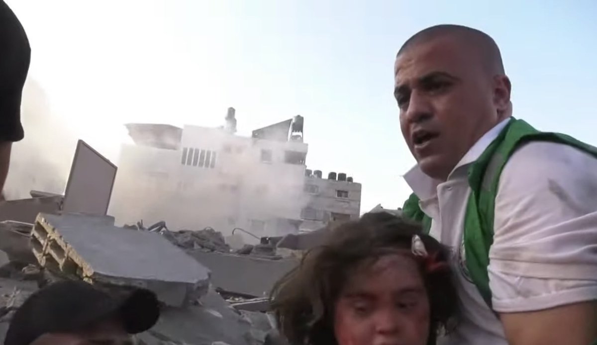 zakey's tweet photo. Down syndrome girl in Gaza 
God help the girl https://t.co/wlkdSbg4CT