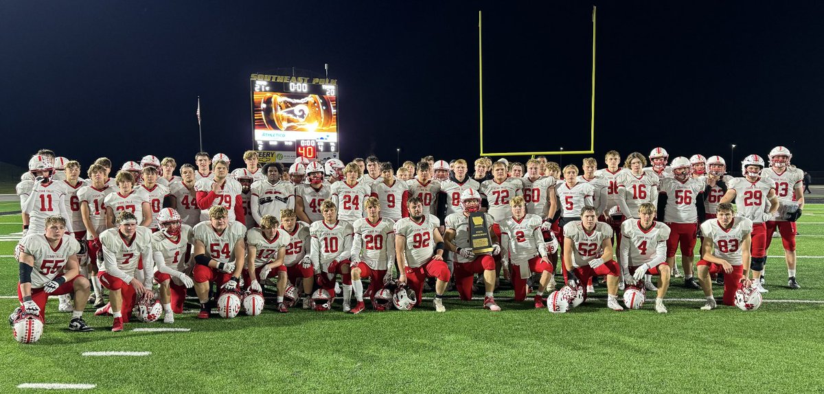 While the season ends tonight, we congratulate the team on an incredible season! #Always #Tigerpride #EliteEight #iahsfb