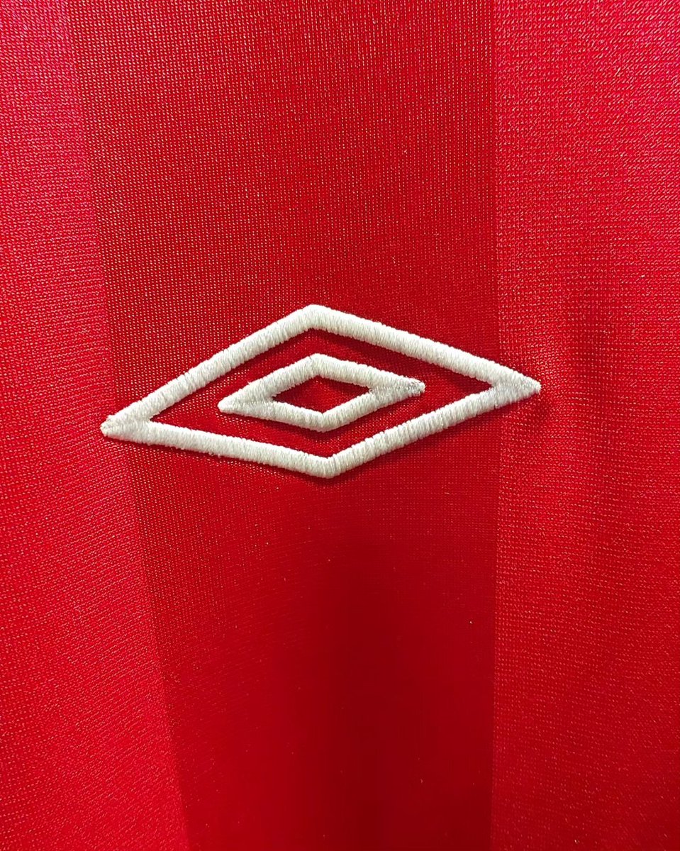 Jersey Original Nottingham Forest Home 2010/2011
#24 Ramsey
Size L.
(-) 1-2 bobbles.
NNS dan patch, all original.
Rp 550.000

<a href="/Jerseyforum/">Si Paling Jersey</a> <a href="/jerseysneil/">#lelangsneil</a>