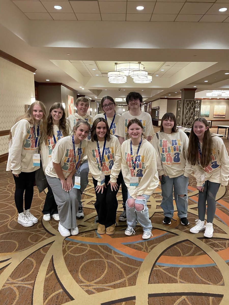 We made it back to the hotel Thursday night to hit up the Trade Show. We visited college booths, received a critique, and saw the one and only <a href="/ericthomasphoto/">Eric Thomas</a>. Finished the night with a keynote from the Boston Globe spotlight team. 

<a href="/nhsjc/">JEA/NSPA NHSJC</a> <a href="/kspaonline/">KSPA Online</a> @OlatheCTE  <a href="/OWNovacekOWLS/">Jay Novacek</a>