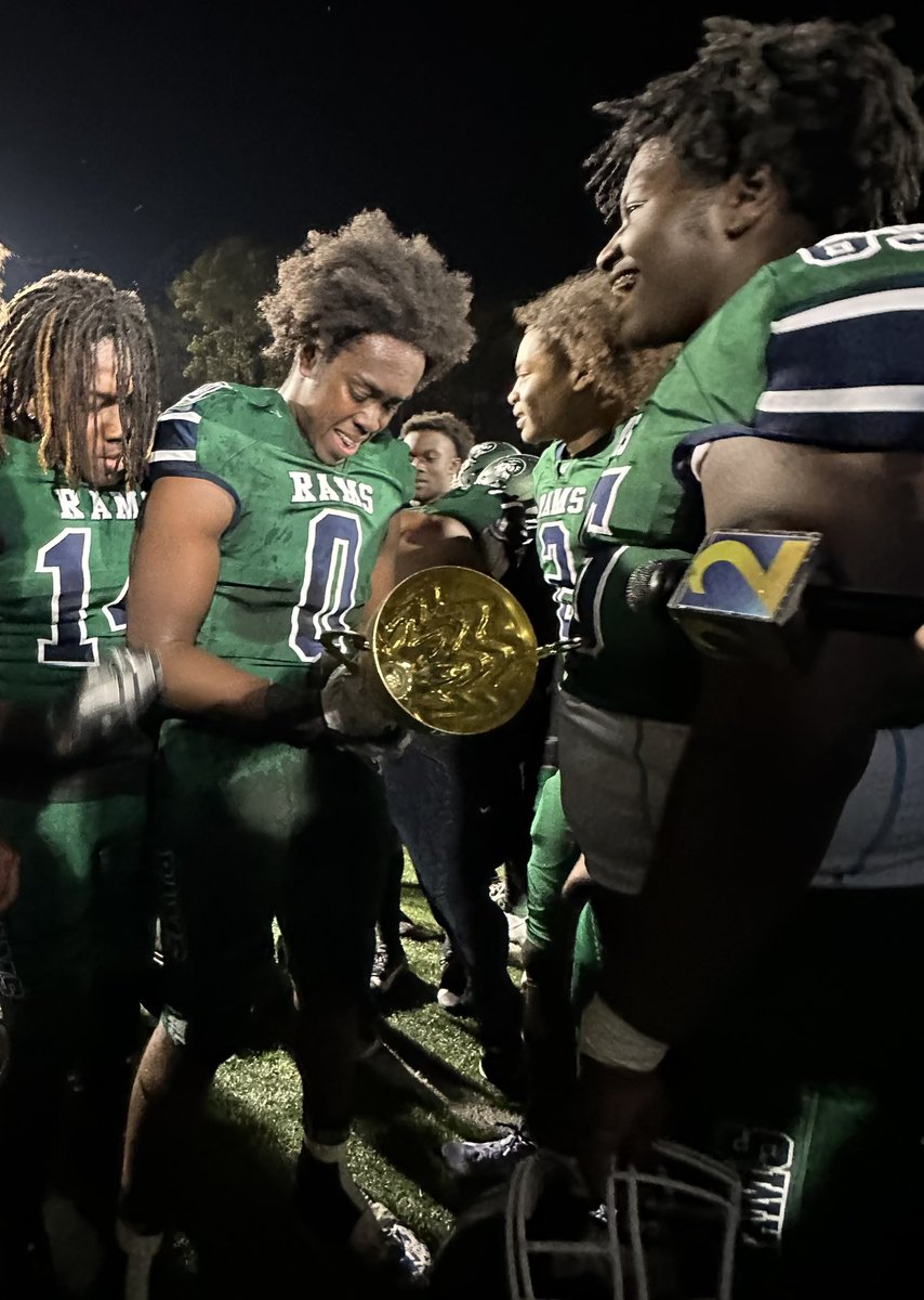 JayChampNews's tweet photo. FINAL: Arabia Mountain 24, Tucker 23.

Arabia Mountain is the Region 4-5A champion following an overtime win over Tucker. https://t.co/P6aSnfA5ZI