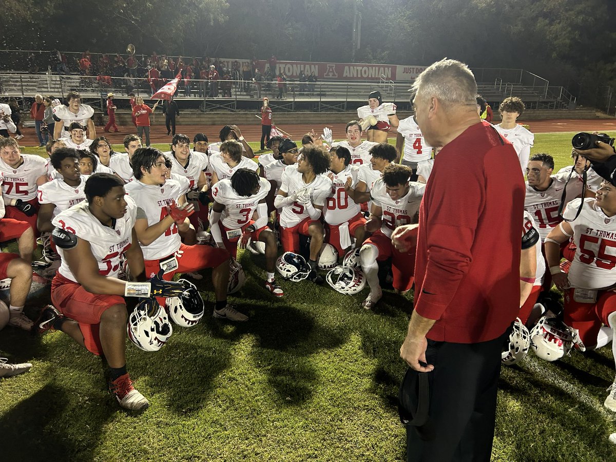 St. Thomas Football tweet media