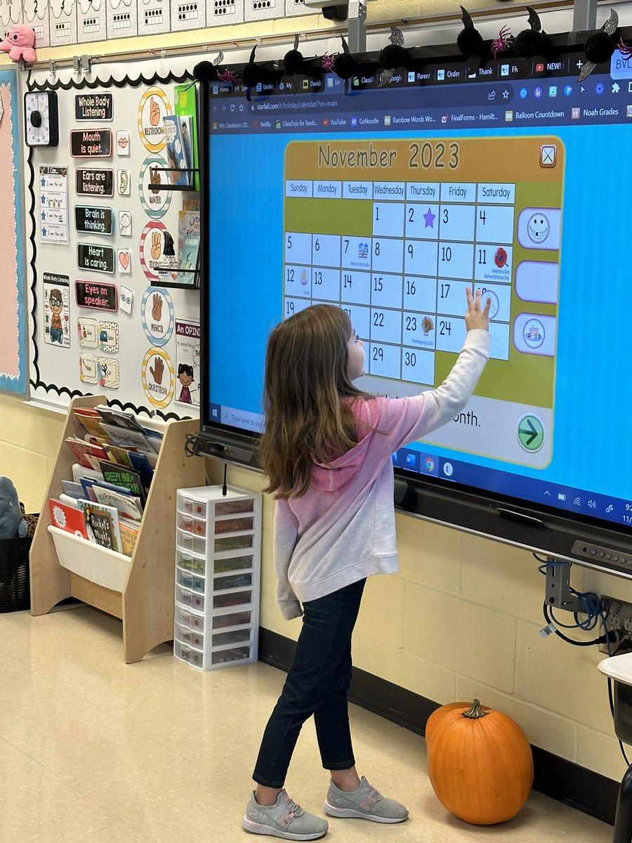 Mrs. Davidson (@mrsdavidson121) on Twitter photo The kindergarten students in Room 121 have become TEACHERS!! Our students are now fully able to lead parts of Heggerty, Phonics, and calendar successfully! Which allows us to pull more small groups for intervention!! #KindersCan #LindenWay ππ<a href="/Hamilton_LN/">Linden Elementary</a> <a href="/MrsSchwitalski/">Christa Schwitalski</a> The kindergarten students in Room 121 have become TEACHERS!! Our students are now fully able to lead parts of Heggerty, Phonics, and calendar successfully! Which allows us to pull more small groups for intervention!! #KindersCan #LindenWay ππ<a href="/Hamilton_LN/">Linden Elementary</a> <a href="/MrsSchwitalski/">Christa Schwitalski</a>