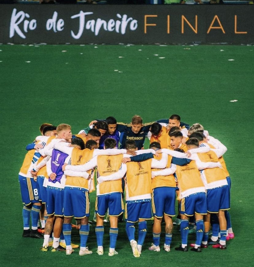 indiaoliveto_'s tweet photo. hoy tienen q dejar la vida muchachos 
por la gente, por los colores, por la historia https://t.co/GHAhZIj9Uh
