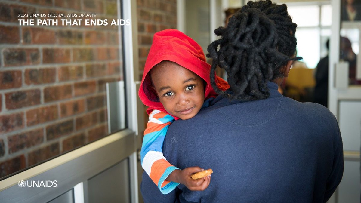 When it comes to #HIV, discrimination remains a major barrier for people seeking prevention services, HIV testing, treatment &amp; care. 

Everyone has the right to health.

buff.ly/3sloScU 
#StandUp4HumanRights #HealthForAll