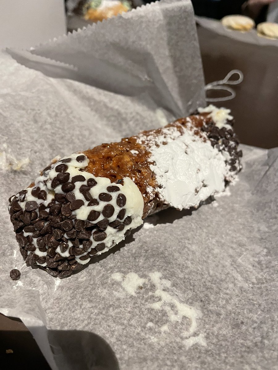 Wouldn’t be a trip to the North End without stopping by Mike’s for cannolis!

<a href="/nhsjc/">JEA/NSPA NHSJC</a> <a href="/kspaonline/">KSPA Online</a> @OlatheCTE <a href="/OlatheWestOwls/">Olathe West High</a> <a href="/OWNovacekOWLS/">Jay Novacek</a>