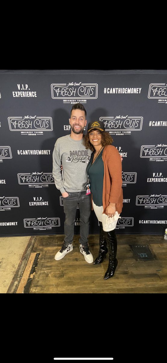RealtorRaquelB's tweet photo. 2022 drove to Columbus to see @johnbcrist 2023 drove to Joliet to see him again. Came in hot with the jokes! 🙌🏽 https://t.co/PD9tWdocQX