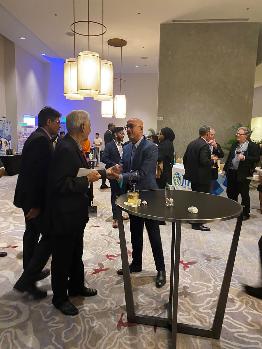 ScnsConference's tweet photo. #SCNSConference #MedTwitter #Trinidad
#Trinidadandtobago, #UWI, #UWIMedSci, #caribbean, #neurosurgery, #spine, #brain, #neurovascular, #neurology, #epilepsy, #braintumor https://t.co/KbTRCDmUX0