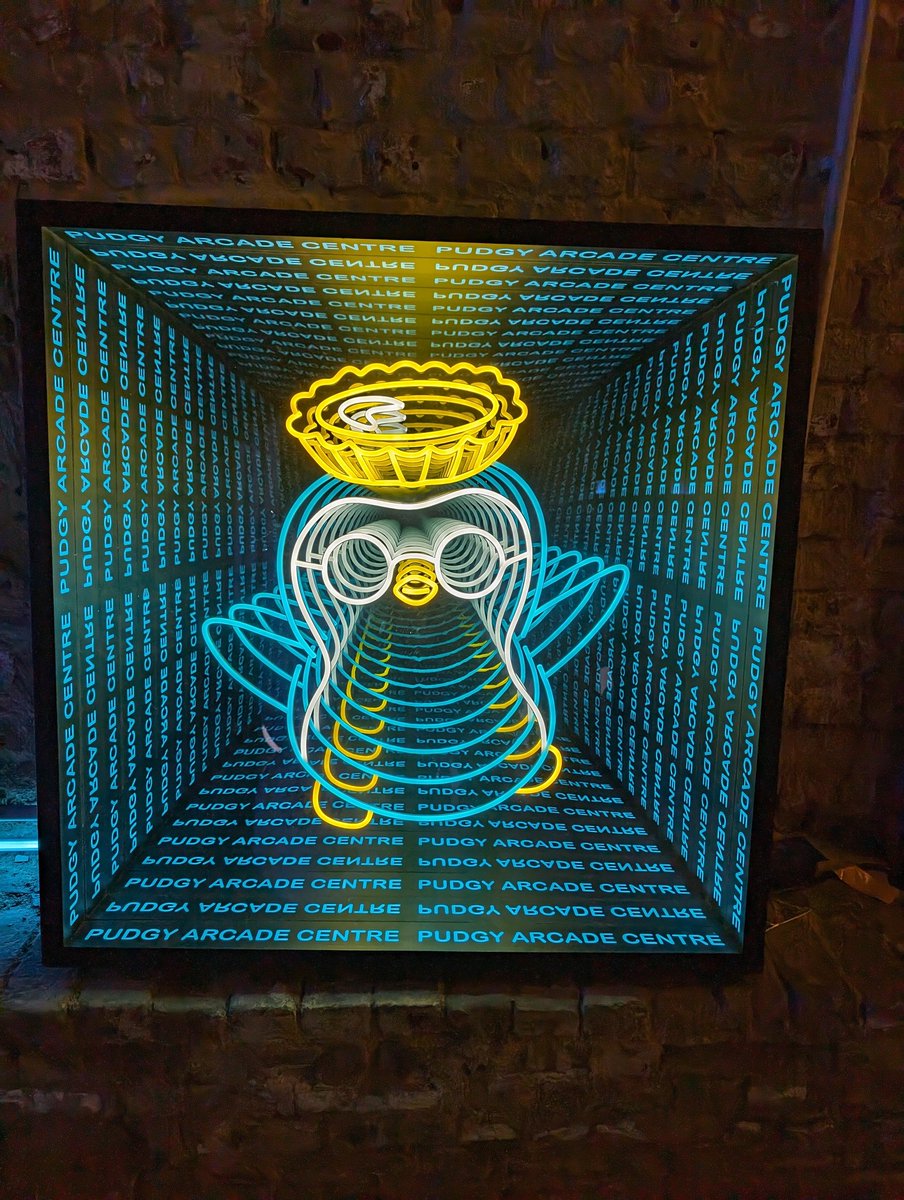 kjhl's tweet image. Need a blb on the next one ;) @pudgypenguins #HongKongFinTechWeek2023 #HongKong #PudgyPenguins