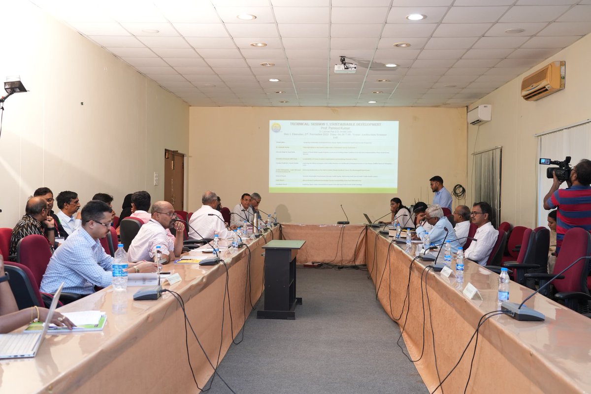 cessicssr's tweet photo. The three-day #22IASSIConference, hosted by the Centre for Economic and Social Studies, Hyderabad (@cessicssr), showcased over 150 technical papers that explored the key conference themes such as #Sustainable_Development, #Urbanization_and_Development, and #Women_Empowerment. https://t.co/v8m1N5FiPJ